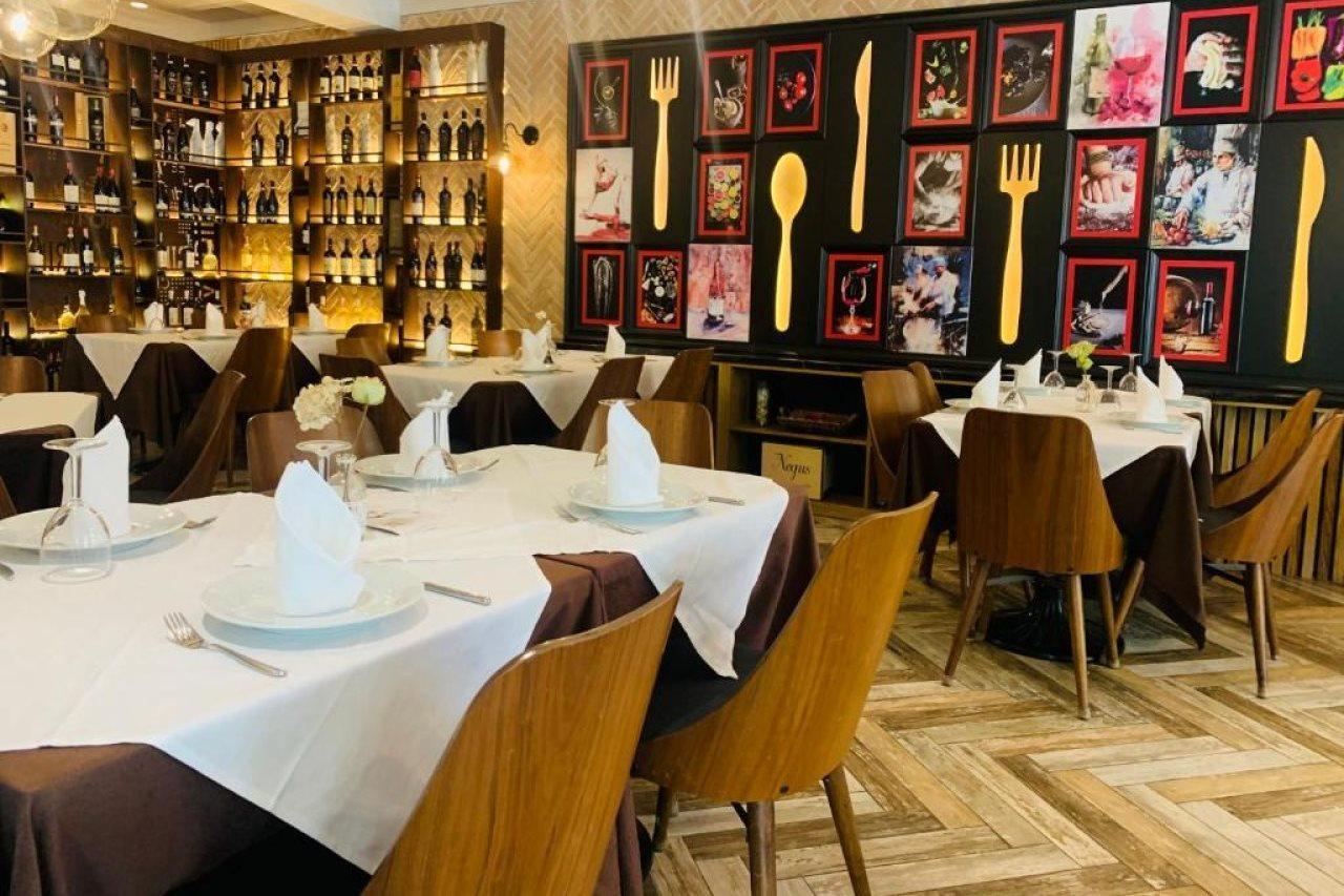 Iliad Hotel دراس المظهر الخارجي الصورة